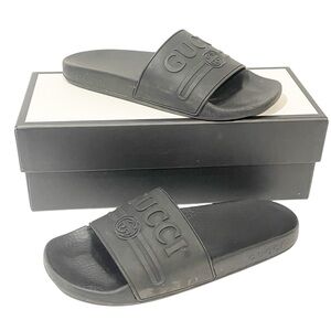 Gucci Women's Size 8 Black Rubber Trademark Logo Slipper Sandal 525140 1031
